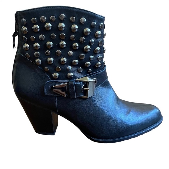 Stuart Weitzman Ankle Boots 8.5 Black Leather Studded Rocker Moto Grunge 3” Heel - Picture 7 of 12